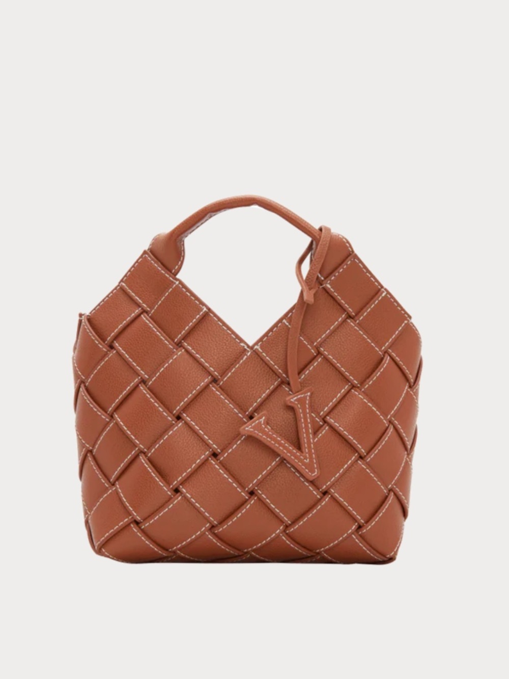 NWOT Verafied New York Caramel Woven Basket Bag